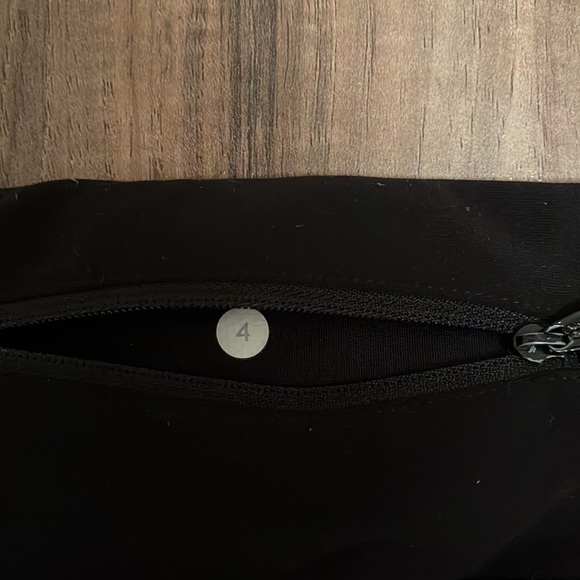 LULULEMON WONDER TRAIN LEGGINGS 7/8 - Picture 6 of 7